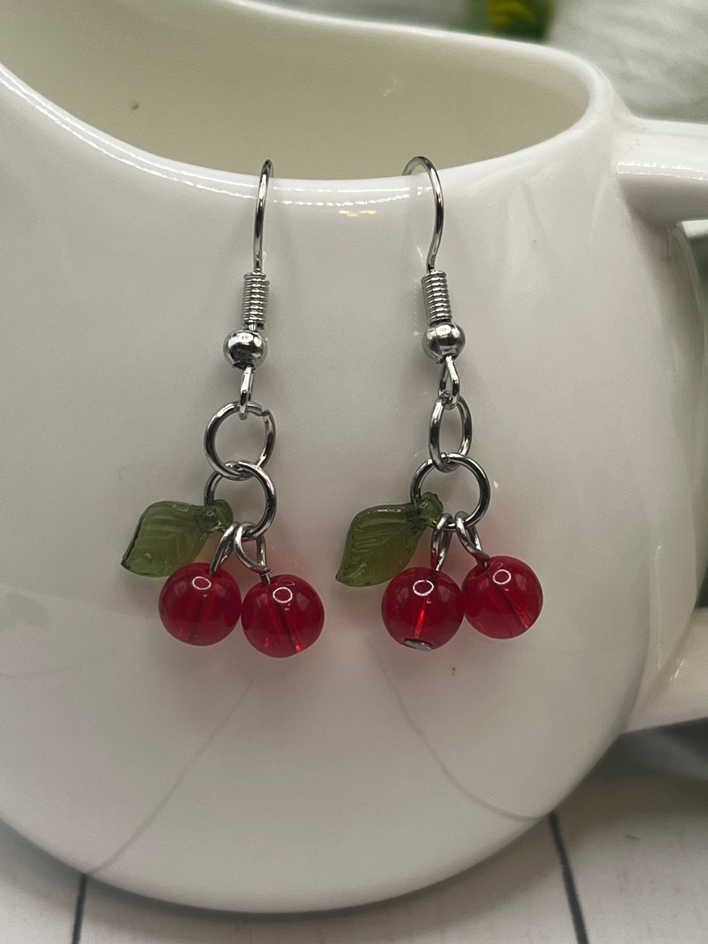 Cherry Drop (silver)